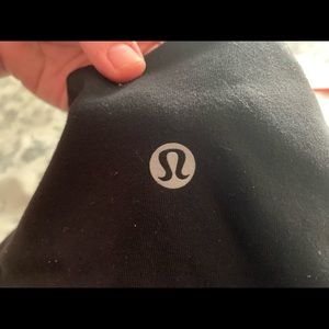 LULULEMON LEGGINGS SIZE 6 WUNDERUNDERS BLACK